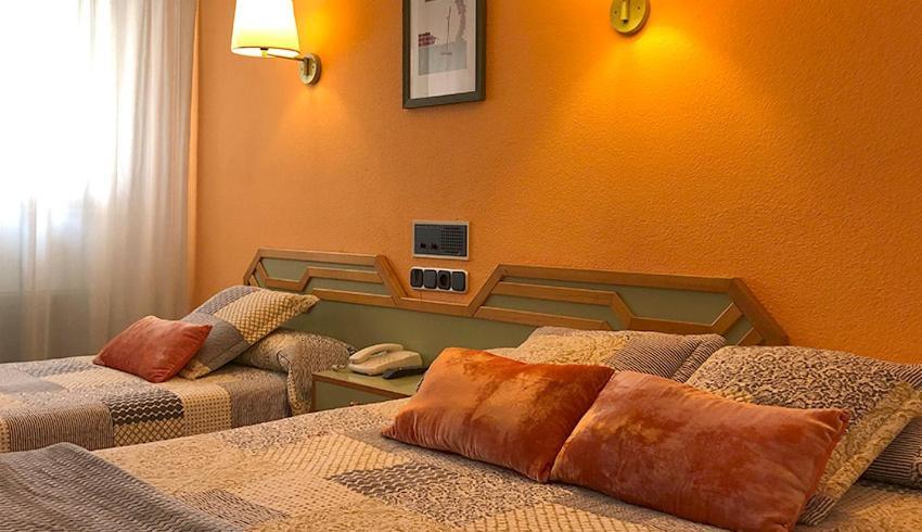 Hotel Alda Guijuelo Exteriör bild