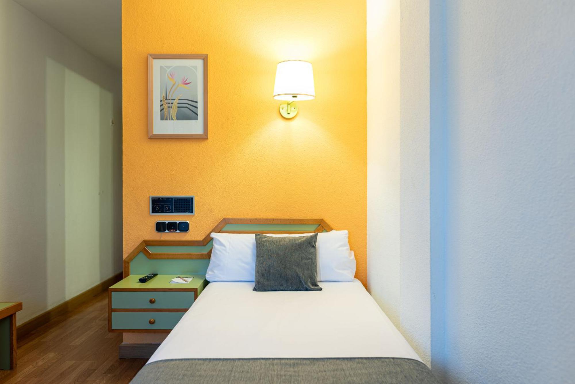 Hotel Alda Guijuelo Exteriör bild